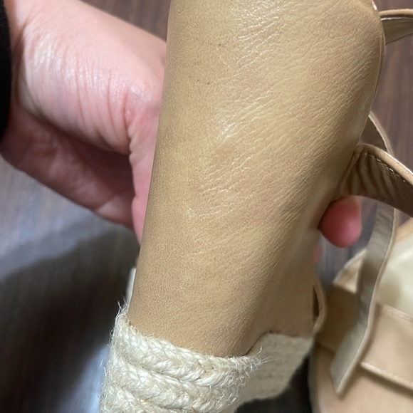 me Too Wedge Heels Tan Size 7.5 - Picture 7 of 8